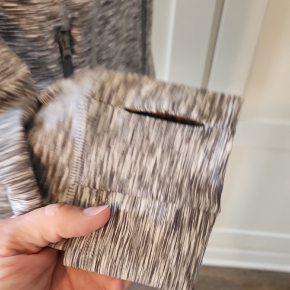 Queenieke Women's Gray Athletic Jacket NWT Size XL - Picture 6 of 11